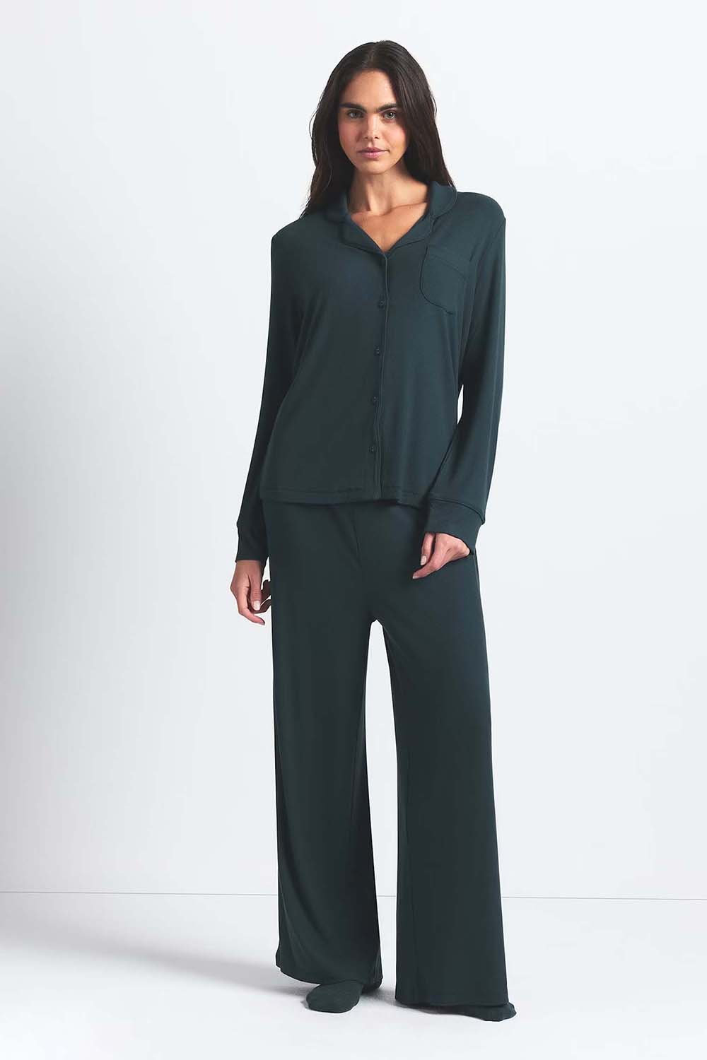 תמונת כל הלוק של RIB SLEEP SET